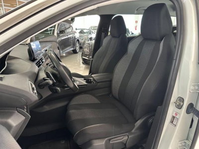 Peugeot 5008 BlueHDi 130 S&S EAT8 Active Business (9)