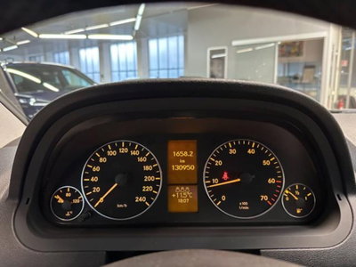 Mercedes-Benz Classe A 150 Classic (6)