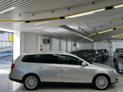 Volkswagen Passat Variant 2.0 16V TDI 4mot. Highline (5)