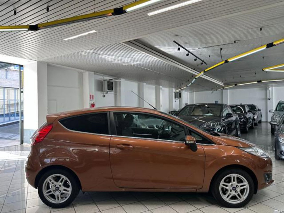 Ford Fiesta 1.6 TDCi 95CV 3 porte Titanium (5)