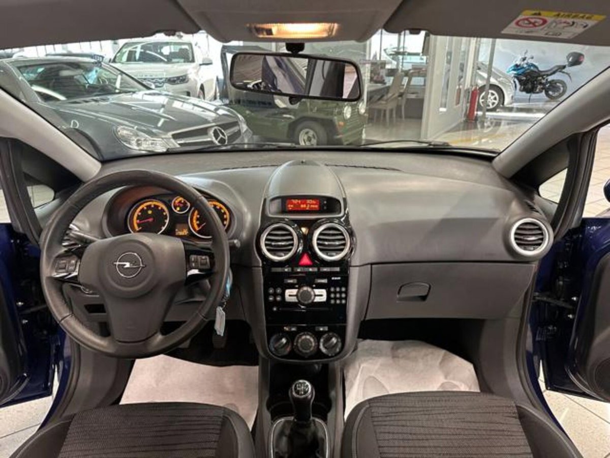 Opel Corsa 1.2 85CV 5 porte GPL-TECH Edition (8)
