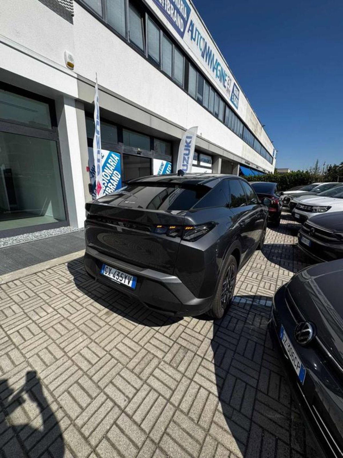 Peugeot 3008 1.2 hybrid GT Exclusive 145cv e-dcs6 (5)
