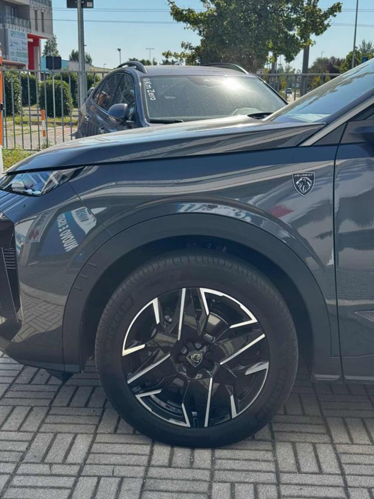 Peugeot 3008 1.2 hybrid GT Exclusive 145cv e-dcs6 (9)
