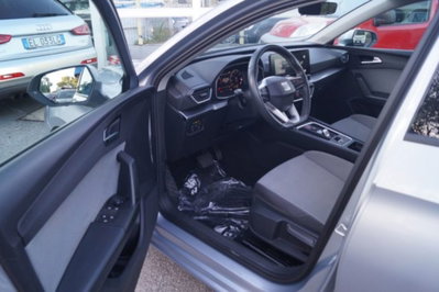 SEAT Leon ST Sportstourer 2.0 tdi Style 150cv dsg (7)
