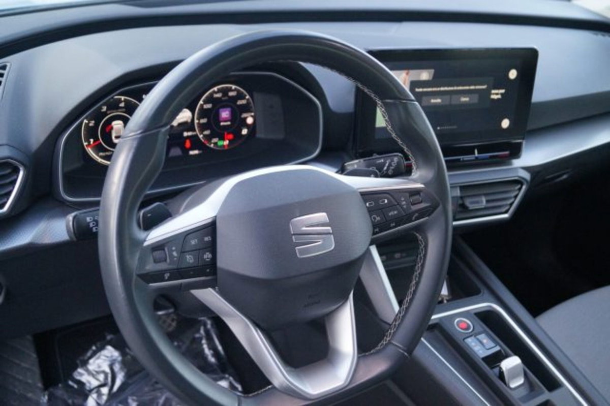 SEAT Leon ST Sportstourer 2.0 tdi Style 150cv dsg (9)