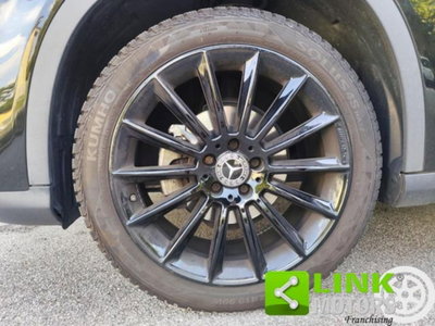 Mercedes-Benz GLA SUV 180 Premium (10)
