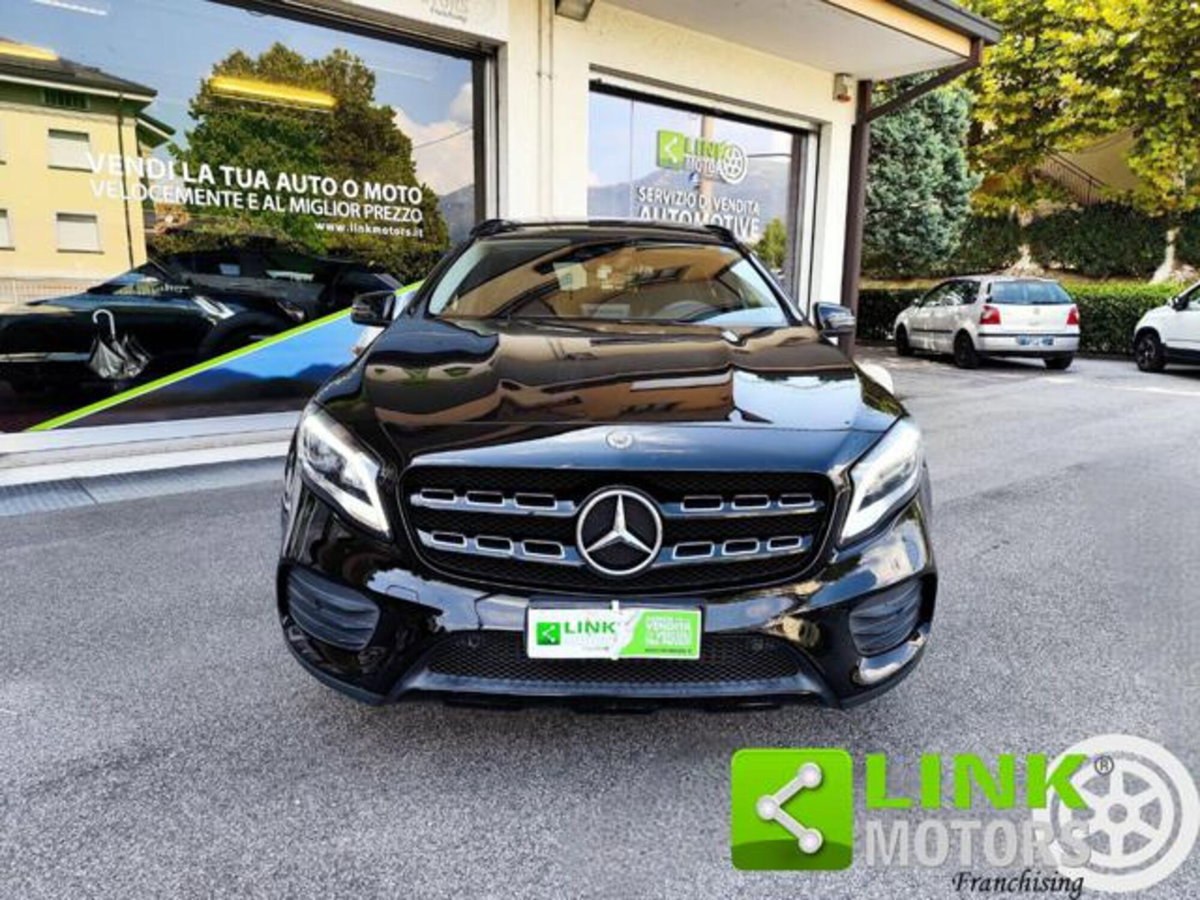 Mercedes-Benz GLA SUV 180 Premium (2)