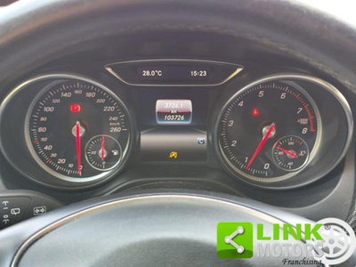 Mercedes-Benz GLA SUV 180 Premium (9)