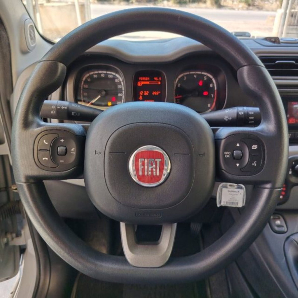 Fiat Panda 1.0 firefly hybrid s&s 70cv 5p.ti (8)