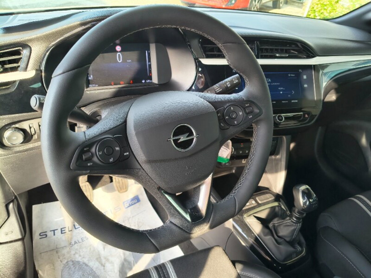 Opel Corsa 1.2 100 CV GS Line (12)