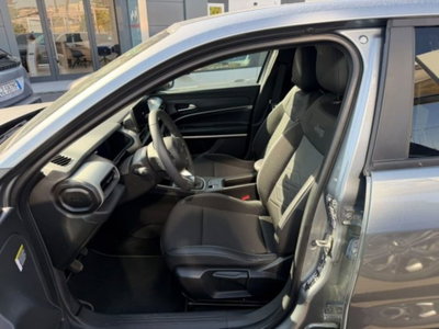 Jeep Avenger 1.2 turbo Summit fwd 100cv (8)