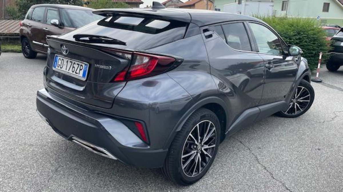 Toyota Toyota C-HR 2.0 Hybrid E-CVT Trend (2)