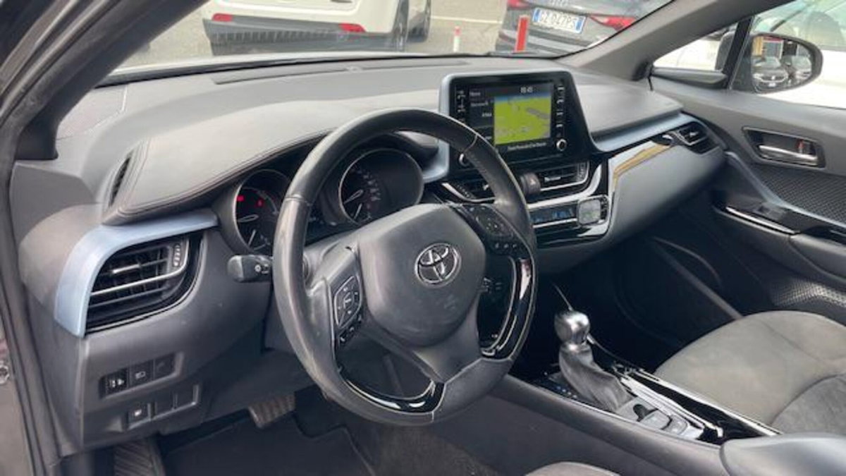 Toyota Toyota C-HR 2.0 Hybrid E-CVT Trend (5)