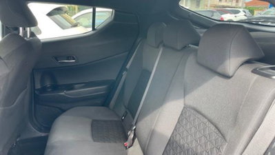 Toyota Toyota C-HR 2.0 Hybrid E-CVT Trend (7)
