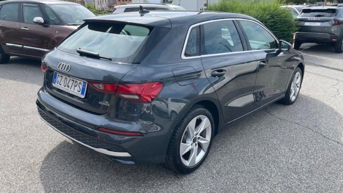 Audi A3 Sportback 35 TFSI S tronic Business Advanced (2)