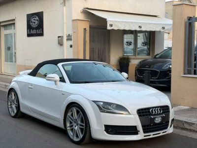 Audi TT Cabrio 1.8 TFSI (3)