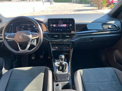 Volkswagen T-Roc 2.0 tdi Style 115cv (9)