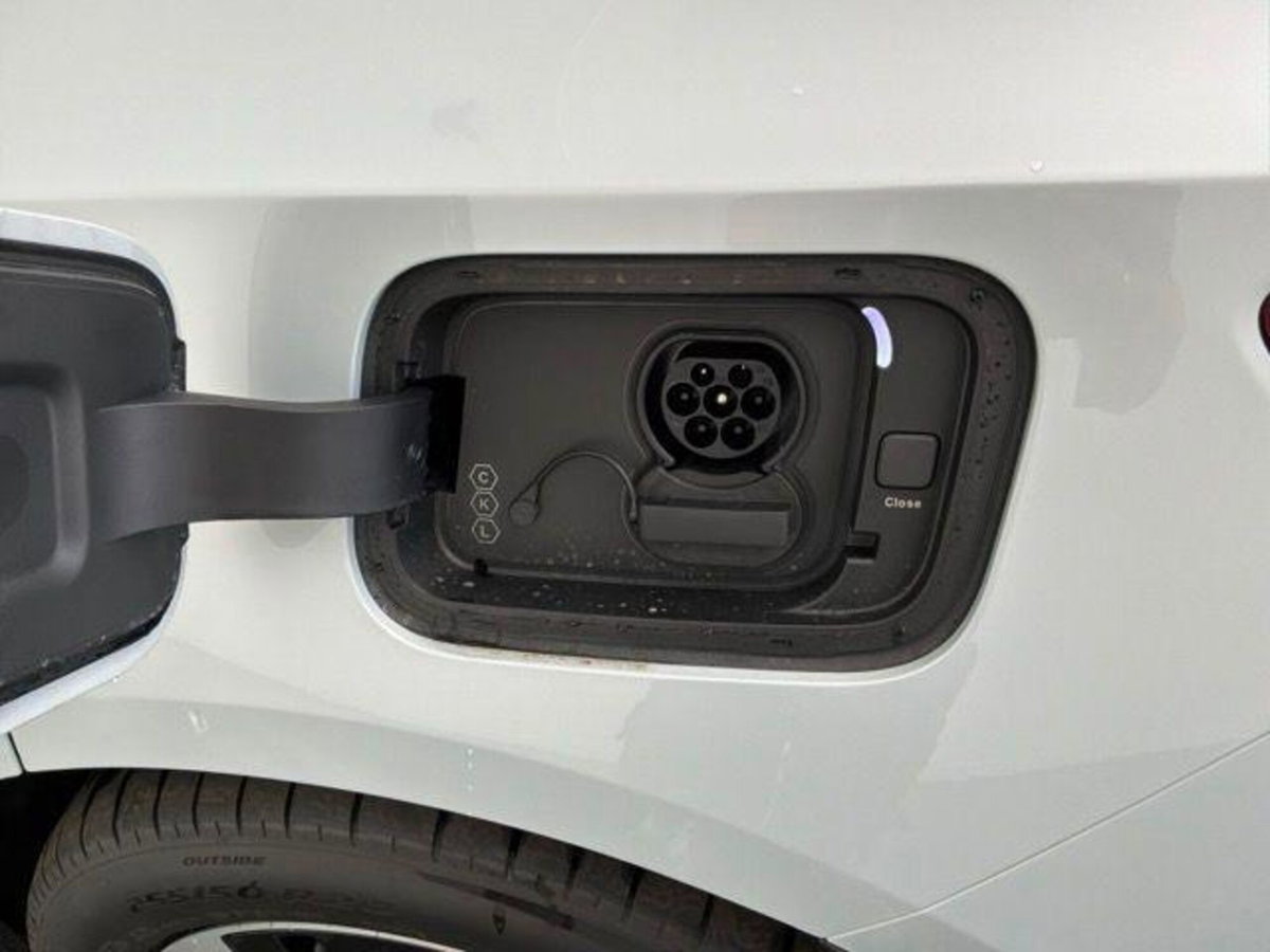Polestar Polestar 4 Long Range Single Motor 100kWh (18)