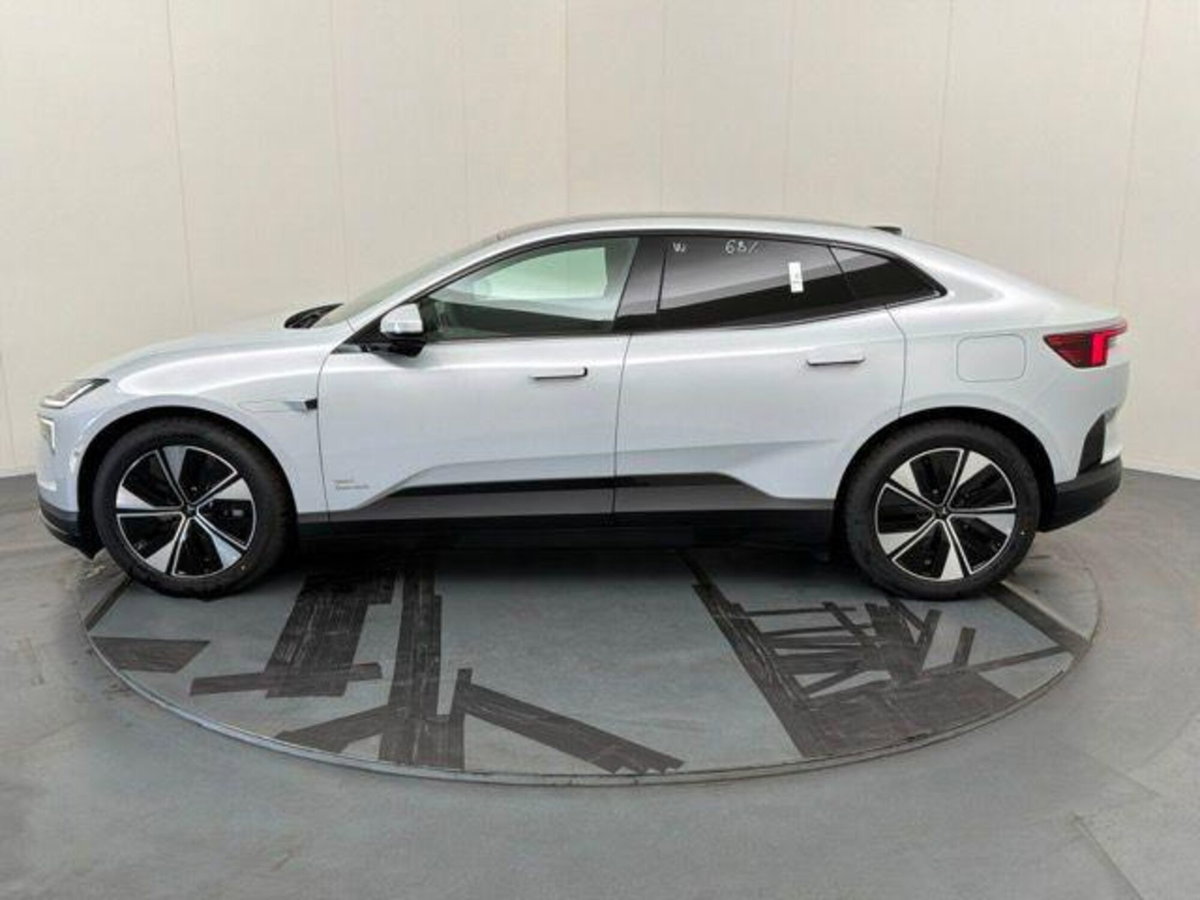 Polestar Polestar 4 Long Range Single Motor 100kWh (3)