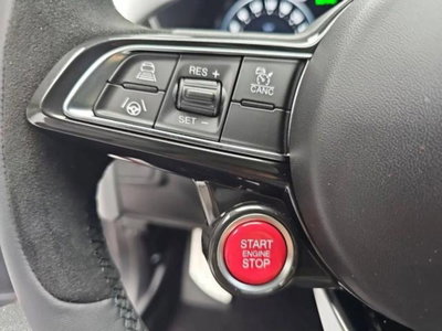 Alfa Romeo Giulia 2.9 T V6 AT8 Quadrifoglio (12)