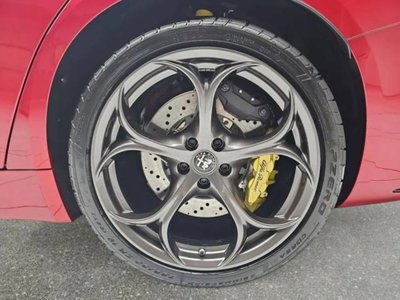 Alfa Romeo Giulia 2.9 T V6 AT8 Quadrifoglio (14)