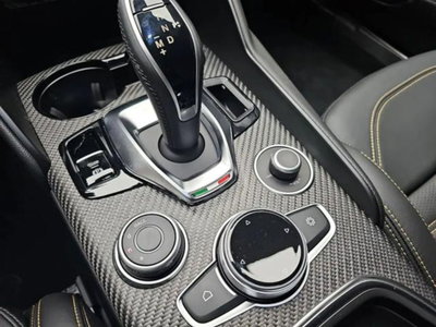 Alfa Romeo Giulia 2.9 T V6 AT8 Quadrifoglio (5)