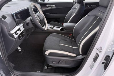 Kia Sportage 1.6 t-gdi hev GT-line Plus Premium Pack awd at6 (2)