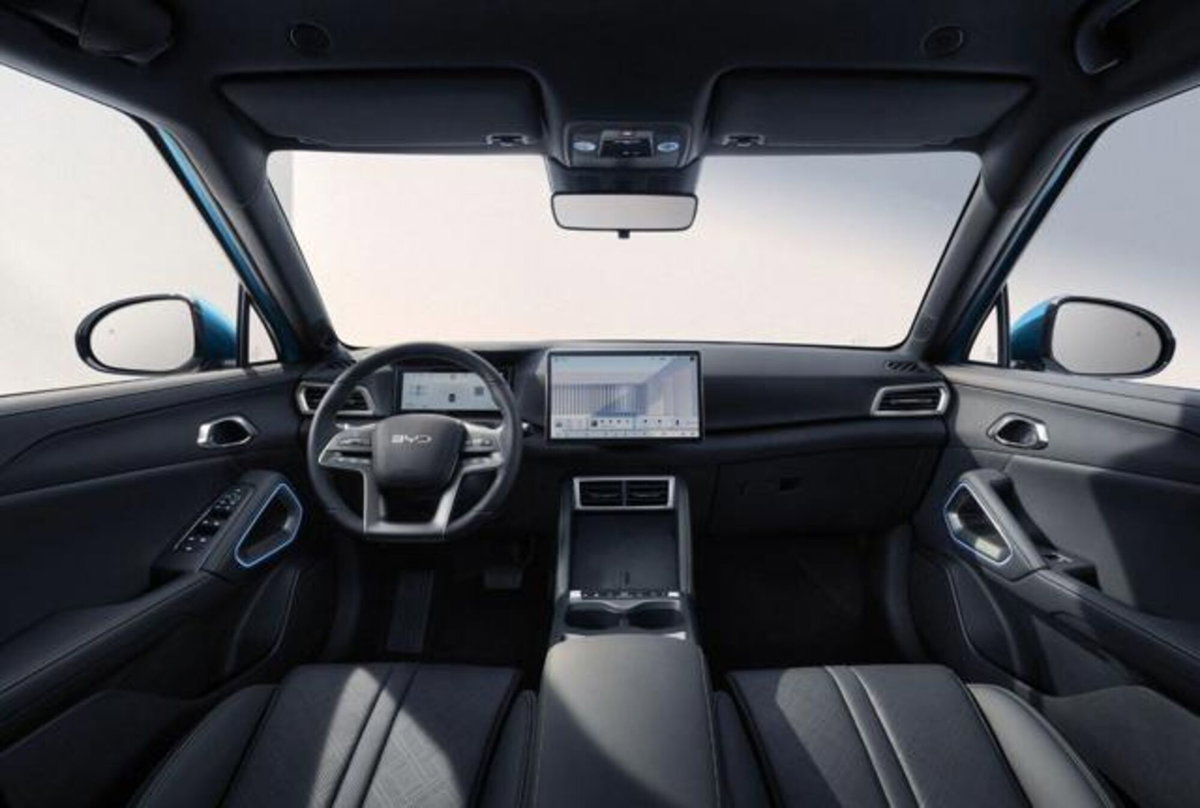 Byd Atto 2 DM-i 1.5 phev Boost 212cv (4)