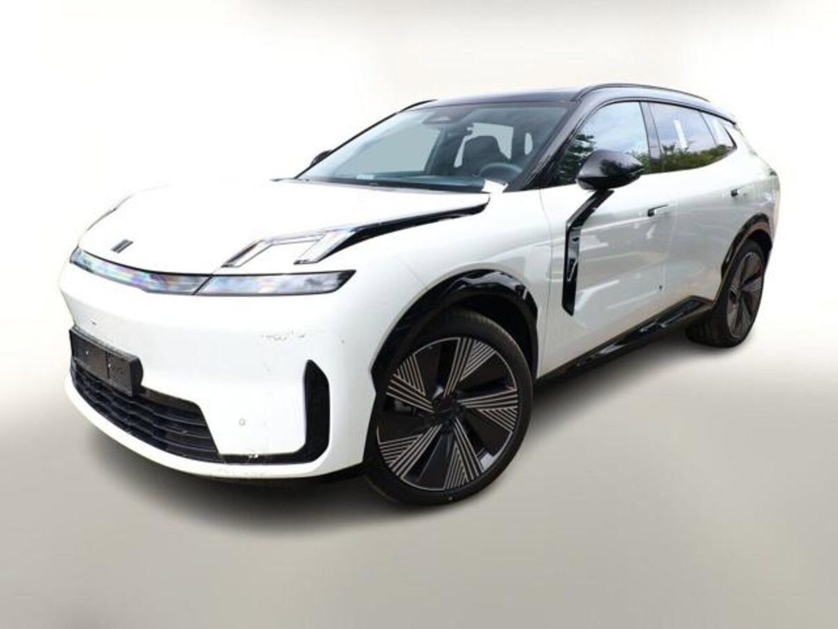 Lynk & Co 08 08 1.5 phev More auto