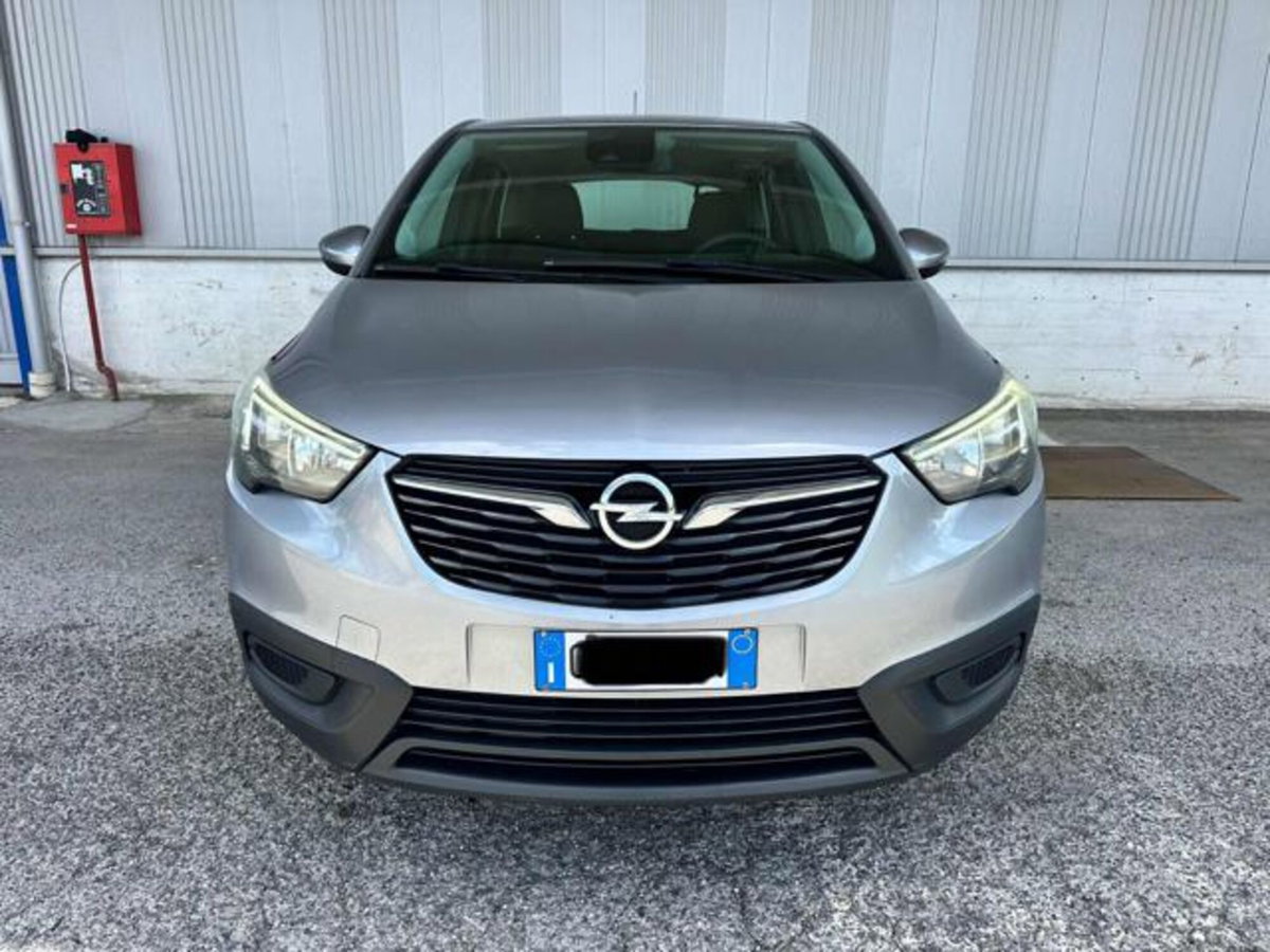 Opel Crossland X 1.2 12V (2)