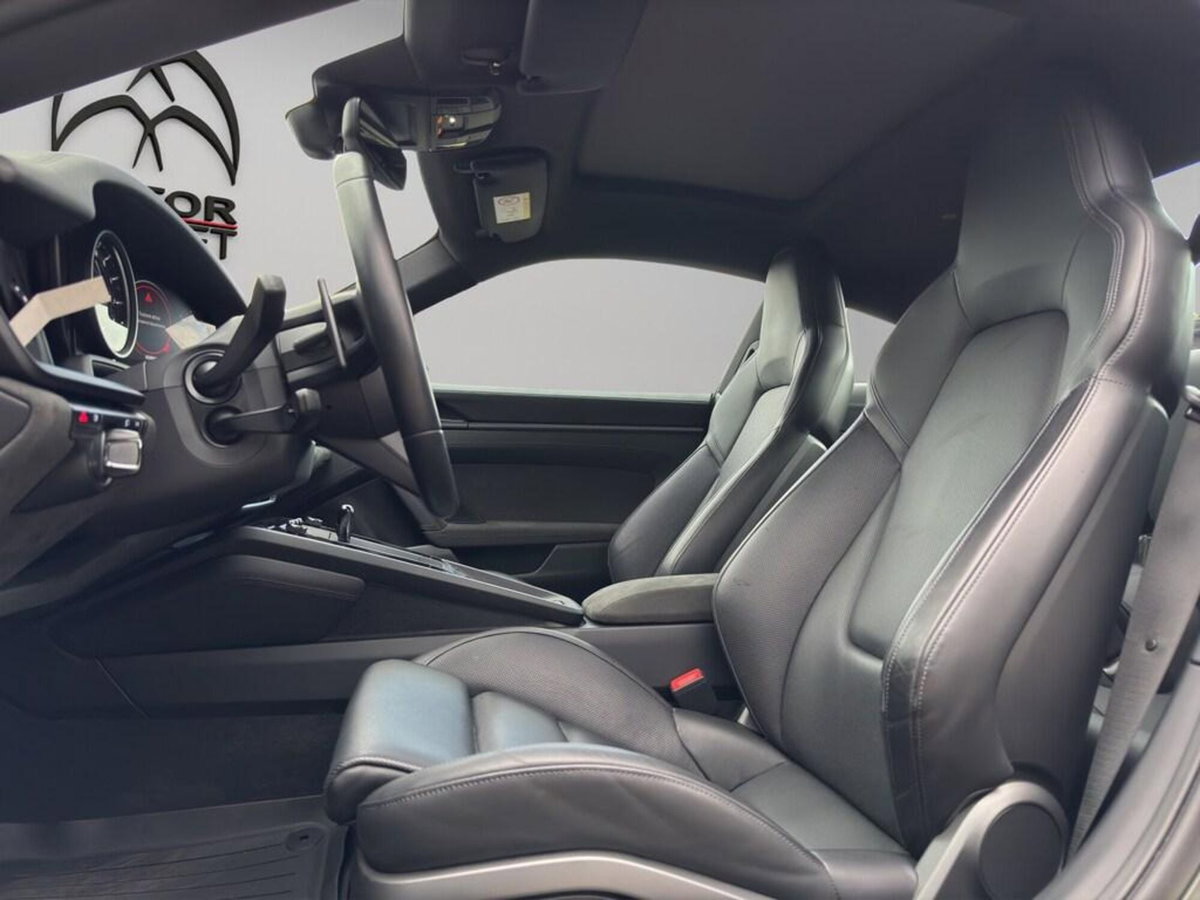 Porsche 911 Coupé Coupe 3.0 Carrera 4 GTS (15)
