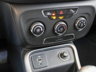 Jeep Compass 1.4 MultiAir 2WD Longitude (19)