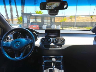 Mercedes-Benz Classe X Pick-up 250 d 4Matic Progressive (11)