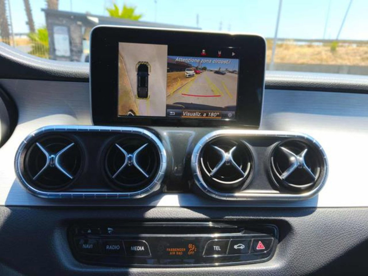 Mercedes-Benz Classe X Pick-up 250 d 4Matic Progressive (16)