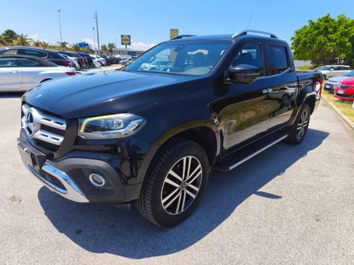 Mercedes-Benz Classe X Pick-up 250 d 4Matic Progressive (2)