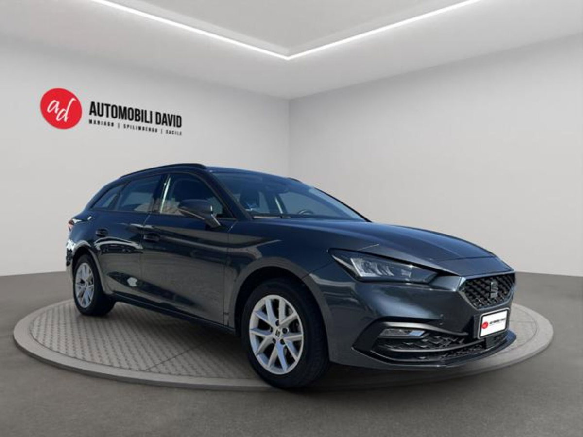 SEAT Leon ST Sportstourer 2.0 tdi Style 150cv dsg (2)