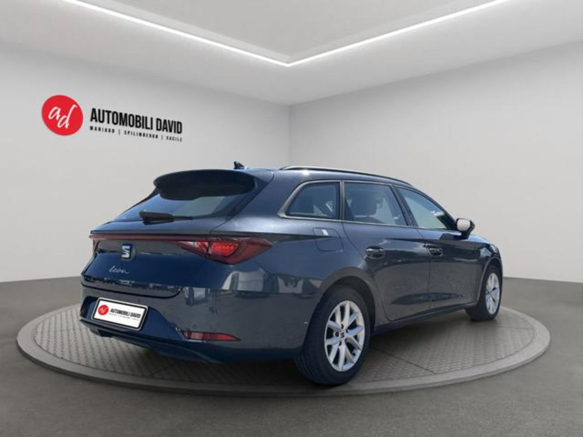 SEAT Leon ST Sportstourer 2.0 tdi Style 150cv dsg (4)