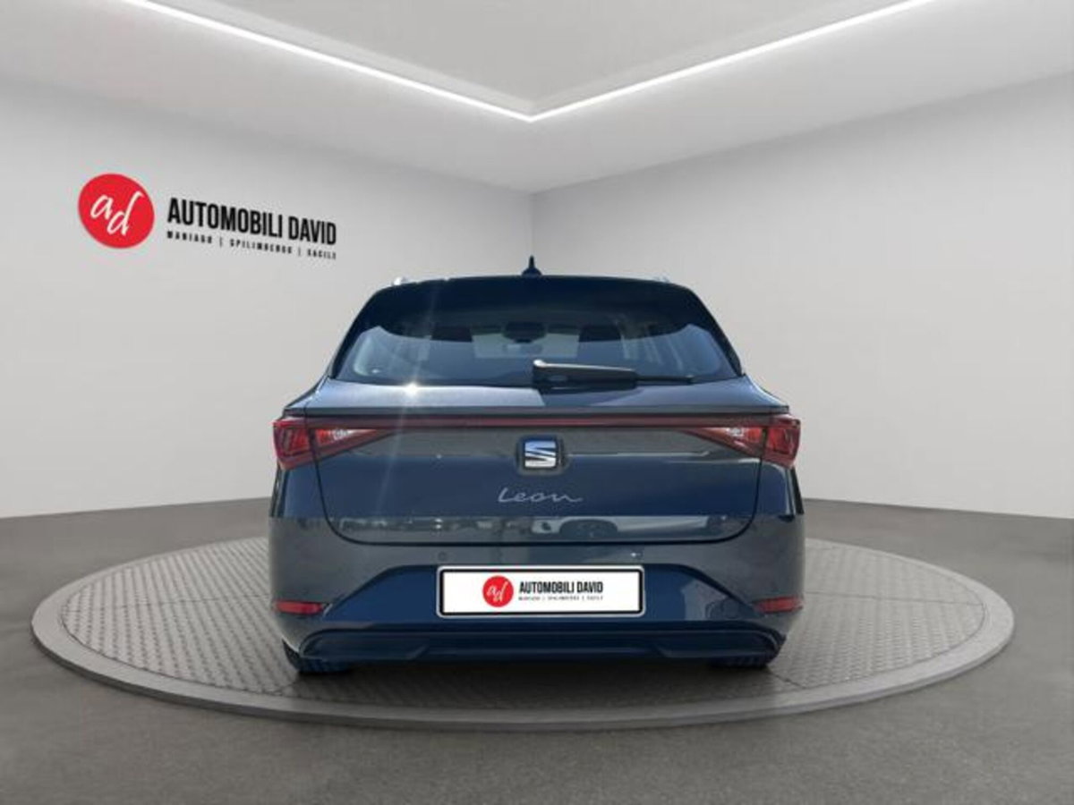 SEAT Leon ST Sportstourer 2.0 tdi Style 150cv dsg (6)