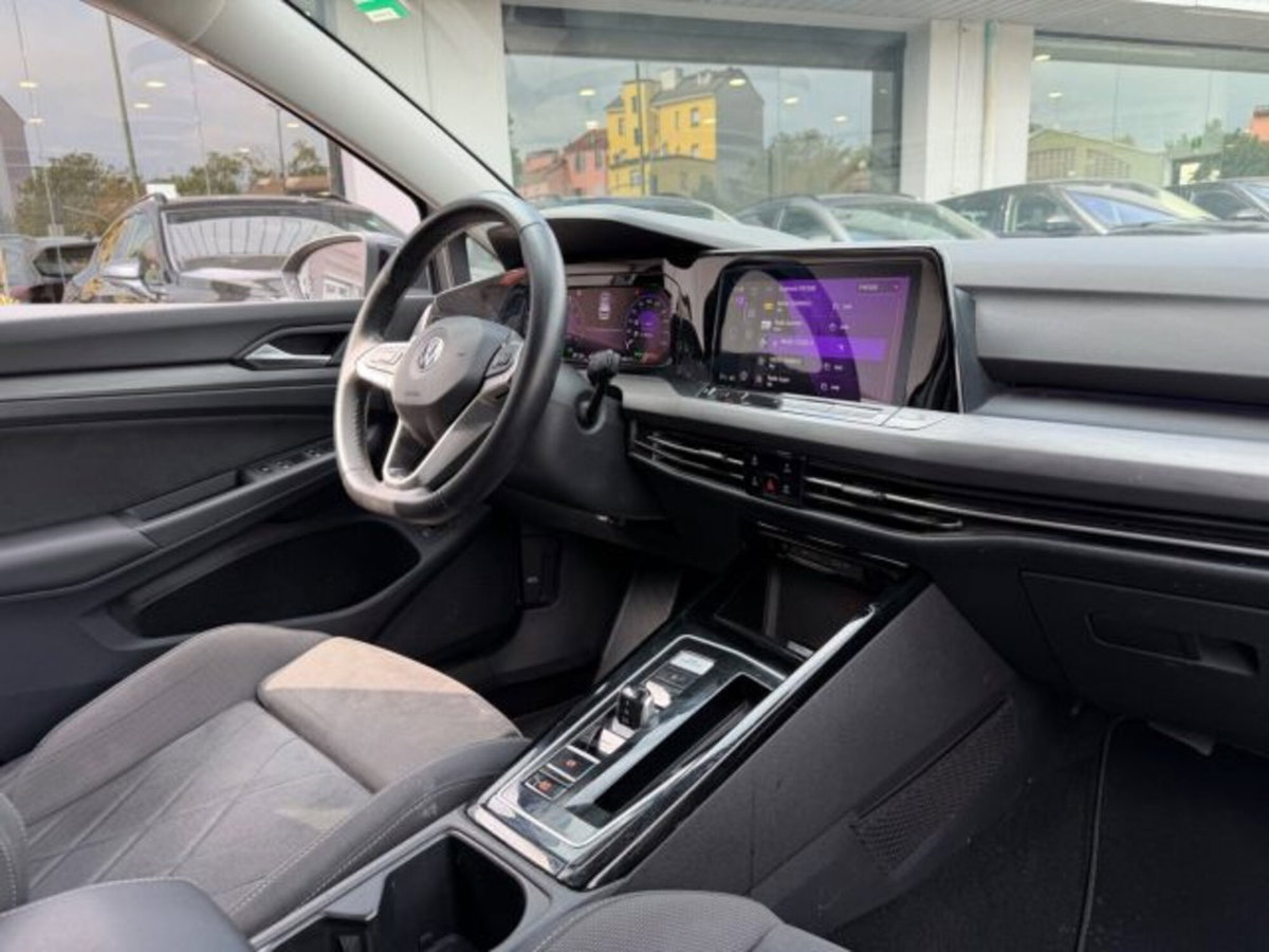 Volkswagen Golf 1.4 TSI eHYBRID 204 CV DSG Style (13)
