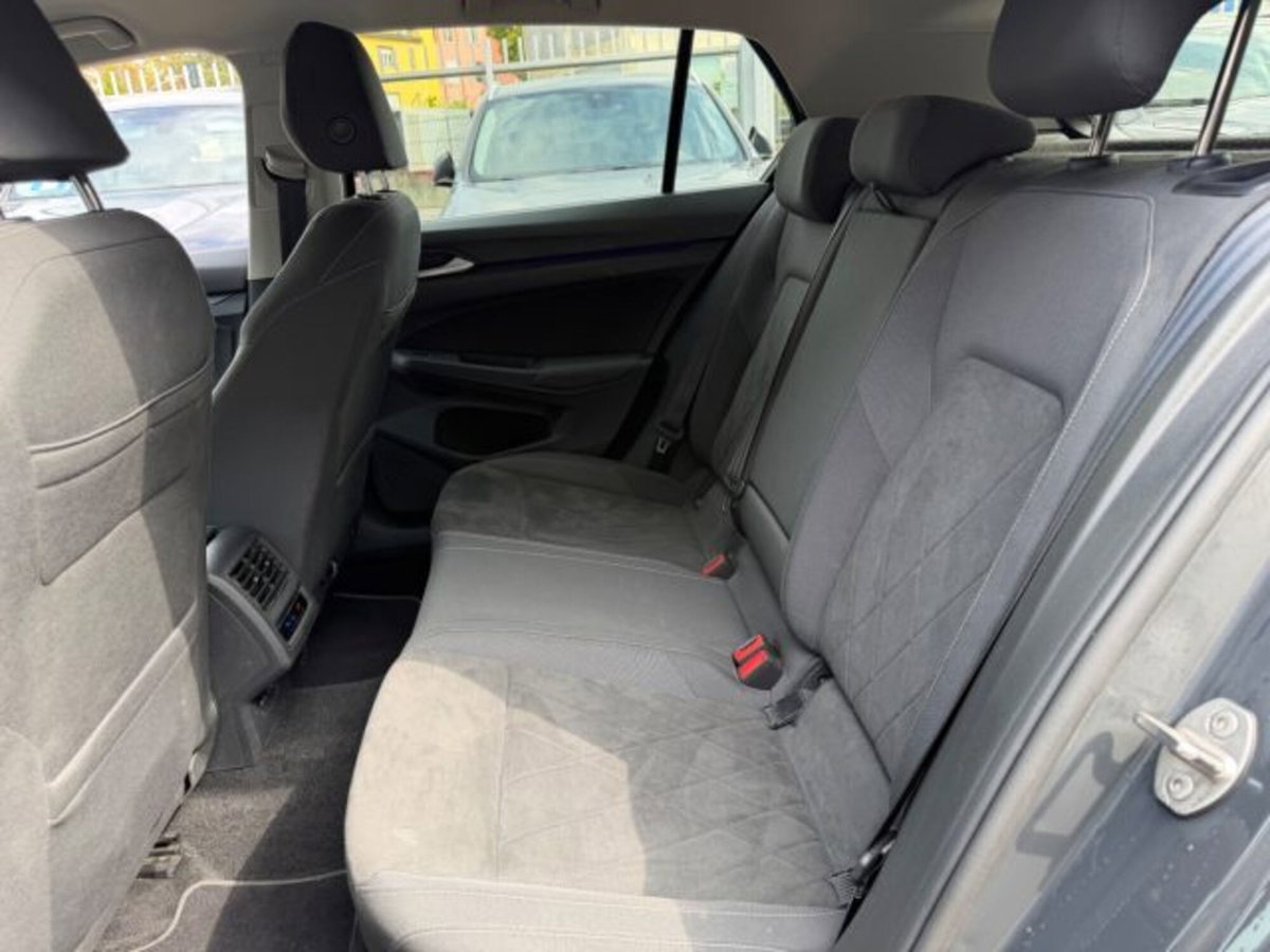 Volkswagen Golf 1.4 TSI eHYBRID 204 CV DSG Style (7)
