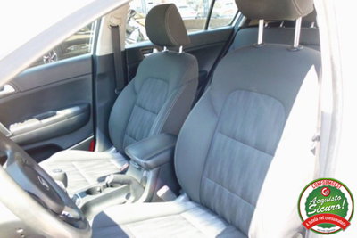 Kia Sportage 1.7 CRDI 2WD Cool (11)