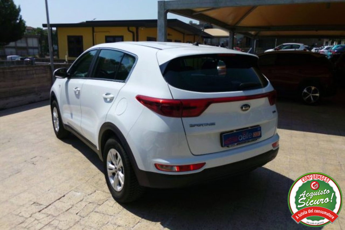 Kia Sportage 1.7 CRDI 2WD Cool (5)