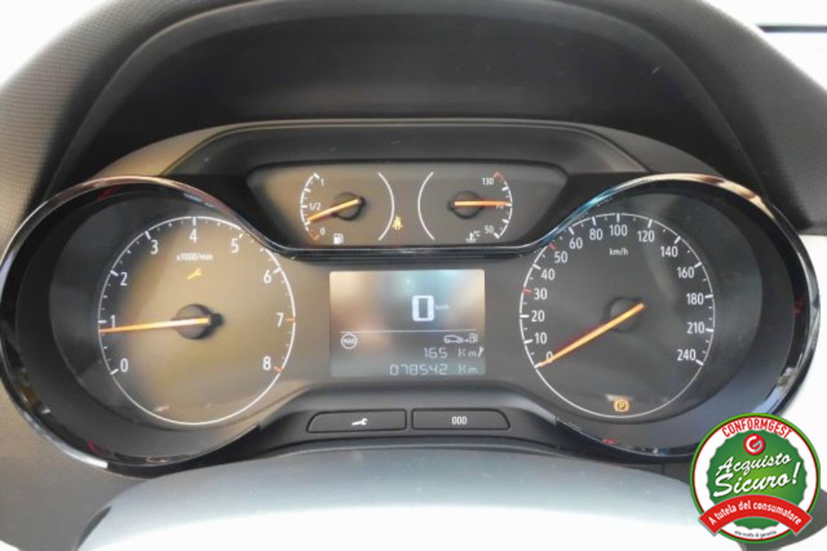 Opel Crossland 1.5 ECOTEC D 110 CV Start&Stop Design & Tech (16)
