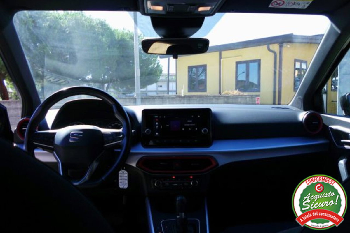 SEAT Arona 1.0 EcoTSI 110 CV DSG FR (14)