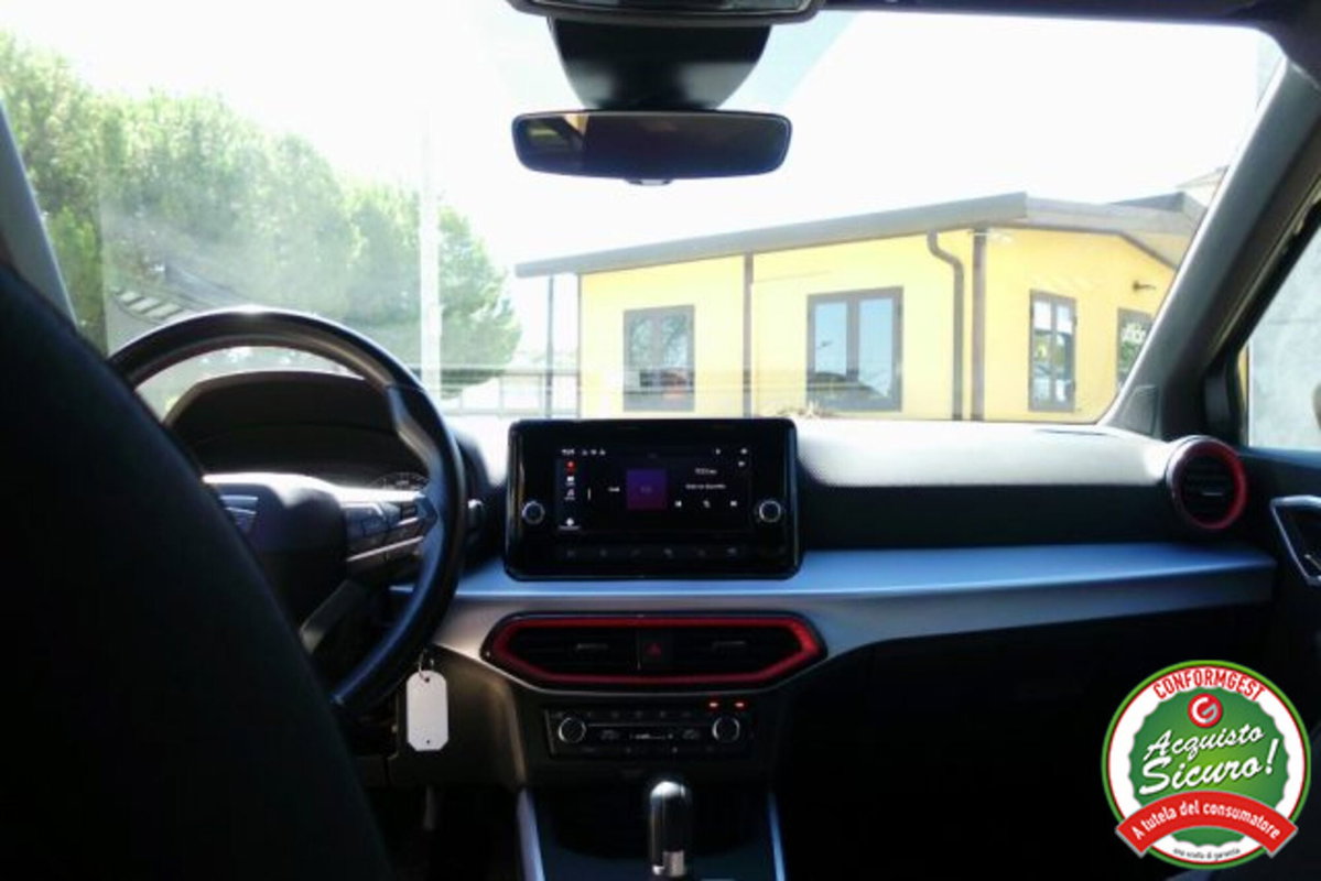 SEAT Arona 1.0 EcoTSI 110 CV DSG FR (14)