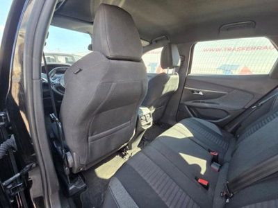 Peugeot 3008 BlueHDi 130 S&S EAT8 Active Pack (10)