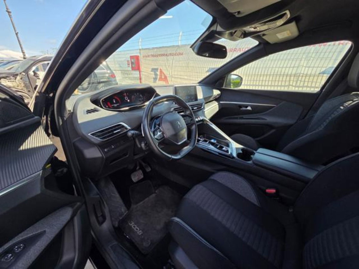 Peugeot 3008 BlueHDi 130 S&S EAT8 Active Pack (11)