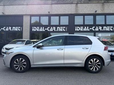 Volkswagen Golf 2.0 TDI 150 CV DSG SCR R-Line (2)