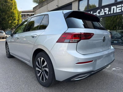 Volkswagen Golf 2.0 TDI 150 CV DSG SCR R-Line (3)