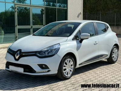 Renault Clio 1.5 dCi 90CV 5 porte Luxe (2)